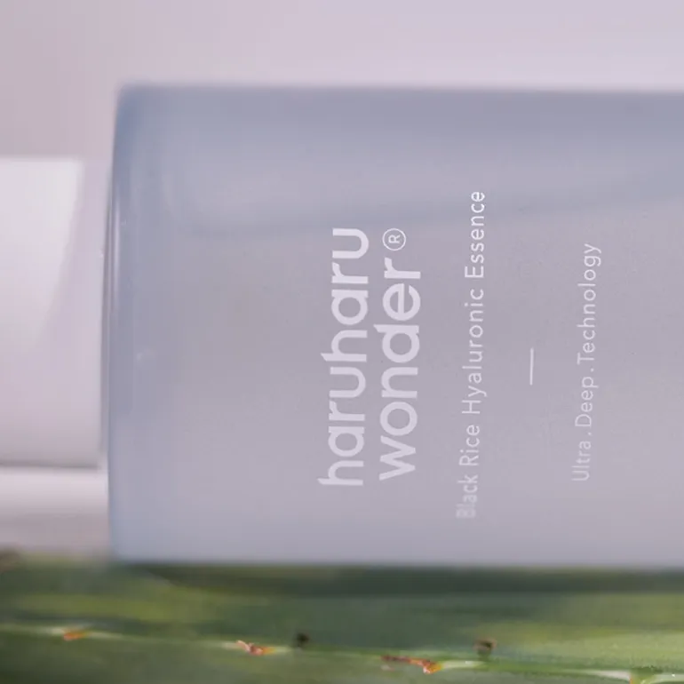 Black Rice Hyaluronic Essence