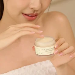 Dark Spot Correcting Glow Cream
