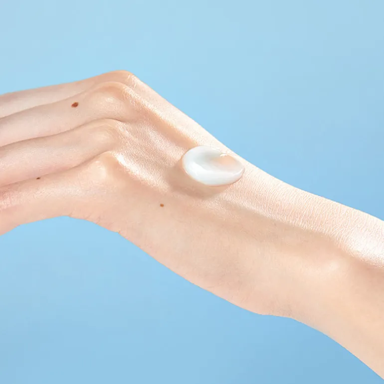 DIVE-IN Low Molecular Hyaluronic Acid Soothing Cream